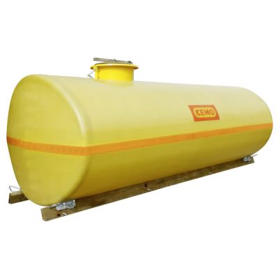 Oval tank GRP 4000 l, dome front