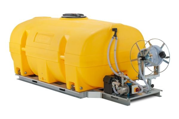 BWS 130-PE 3000 L with pump 24 V with baffles
