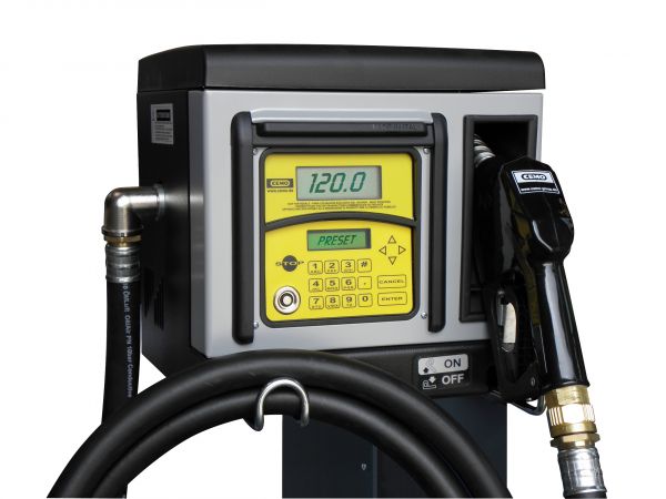 Stalen tank van 7500 liter, compleet.