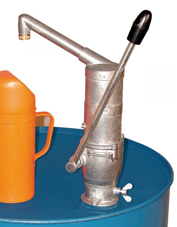 Hand pump 0,25l/stroke with curved spout